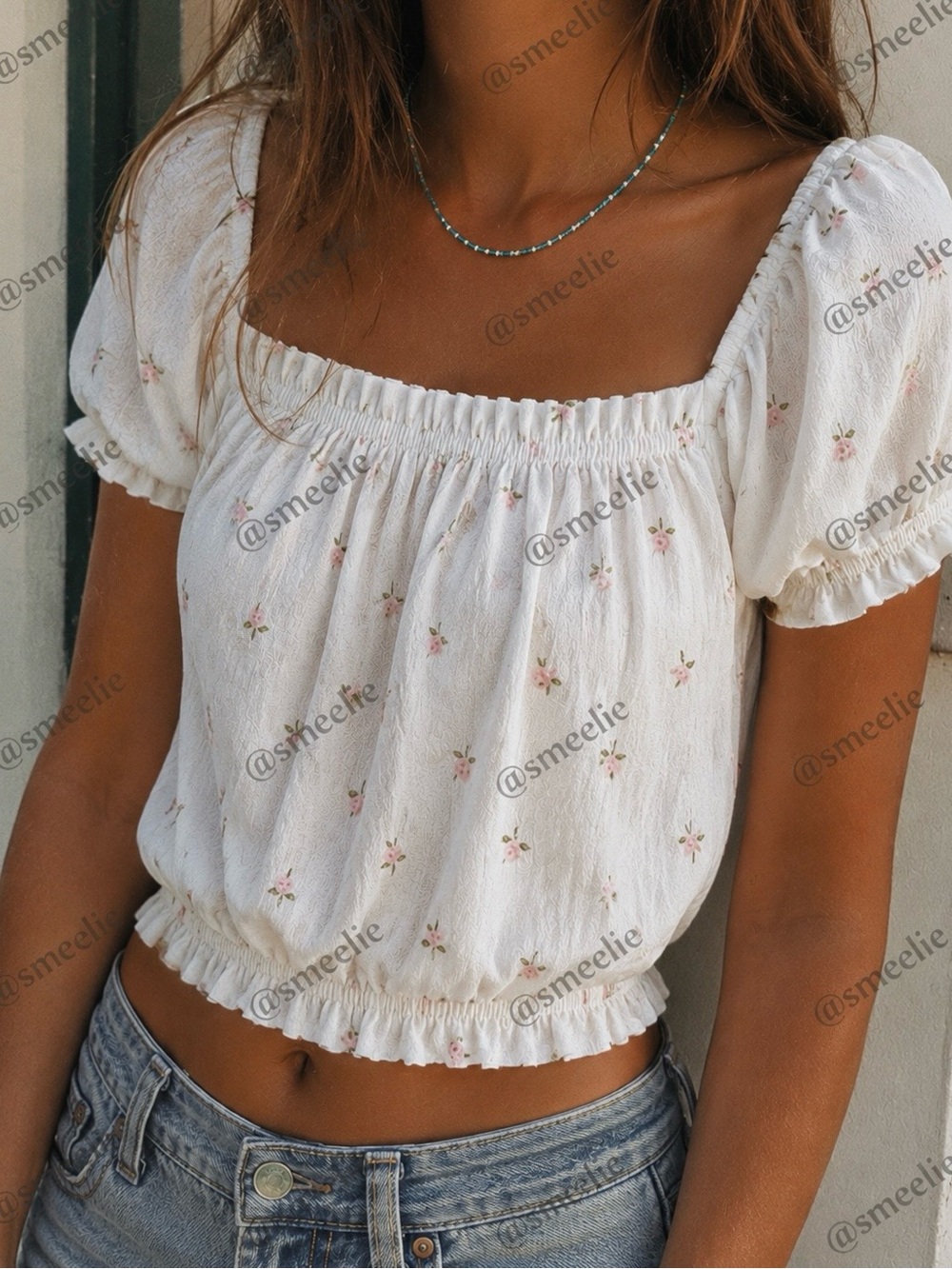 NWOT BRANDY MELVILLE Mira floral top